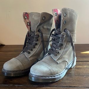 Dr martens Aimee size 8